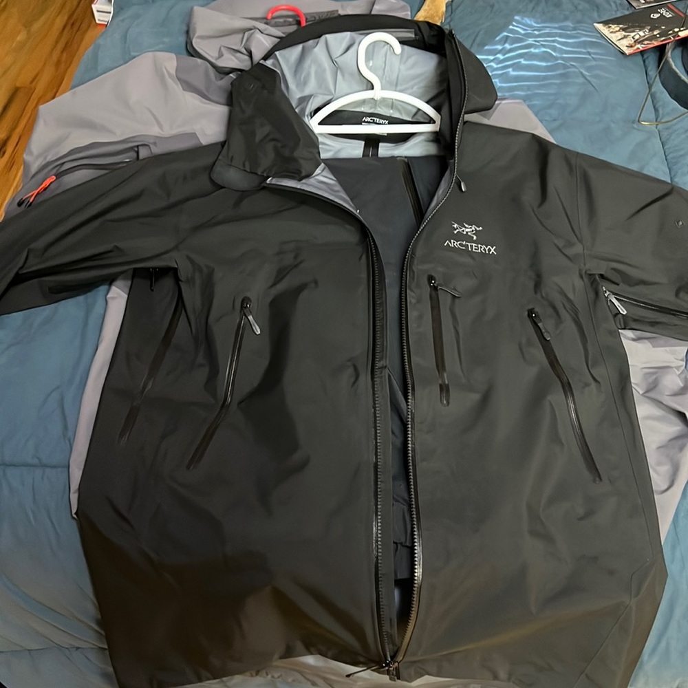 Arc’teryx beta SV shell